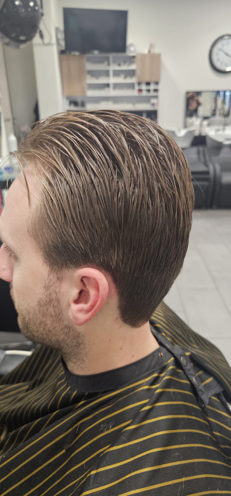 Heren kapsel - knippen 65+ en blockhead styling